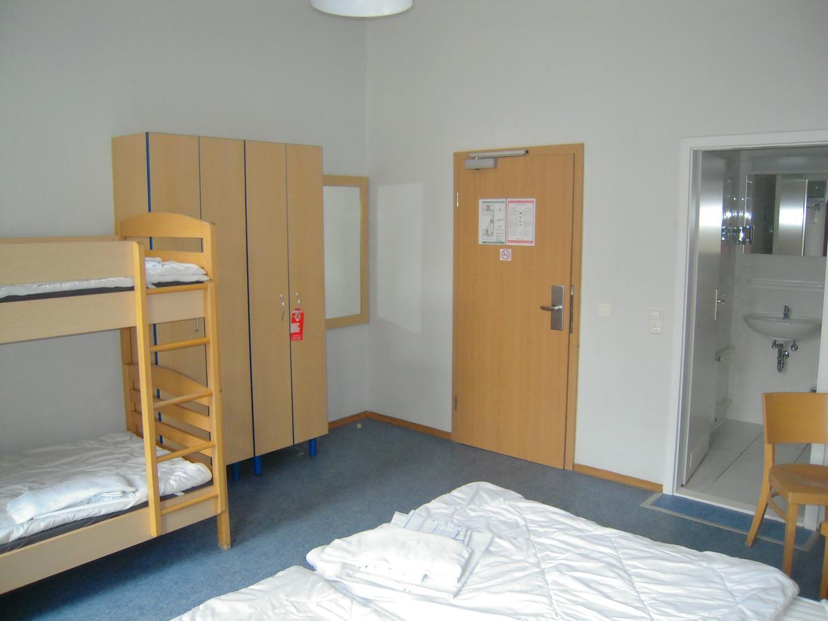 برلين Happy Go Lucky Hotel + Hostel Schoneberg المظهر الخارجي الصورة