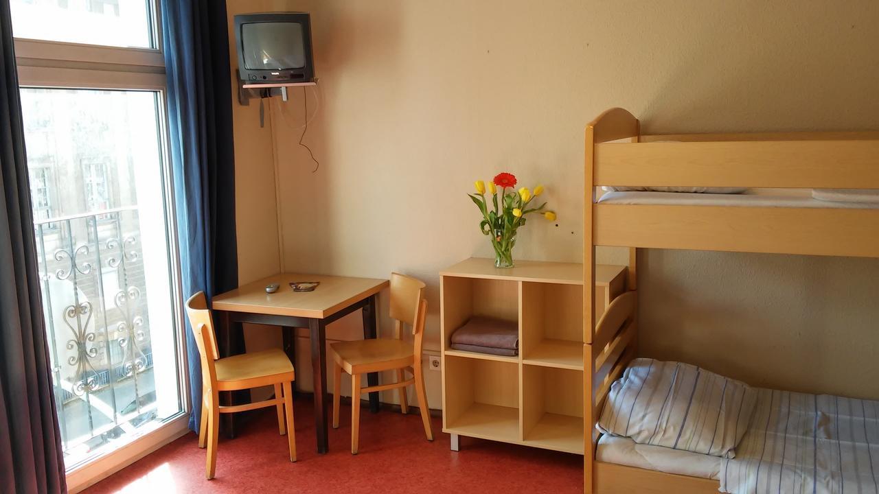 برلين Happy Go Lucky Hotel + Hostel Schoneberg المظهر الخارجي الصورة